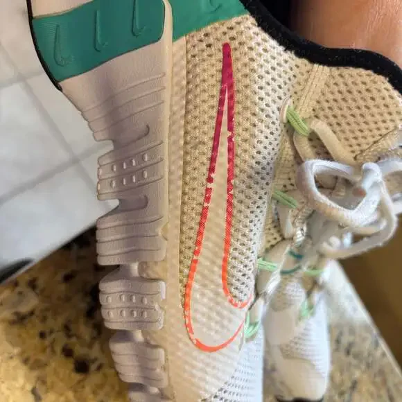 Nike Women’s Metcon - Size 7 - Picture 11 of 13